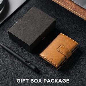 Tarjetero Automático con Bloqueo RFID para Tarjetas de Crédito y de Presentación, Diseño Sólido en Cuero PU y Aluminio, Estilo Delgado con Cierre de Botón - Product Image 5