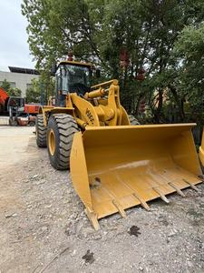 Chargeuse sur pneus CAT950 d'<span class=keywords><strong>occasion</strong></span>, capacité nominale de 18 tonnes, puissance de 168 kW, faible nombre d'heures, bon état, prix avantageux, à vendre - Product Image 1