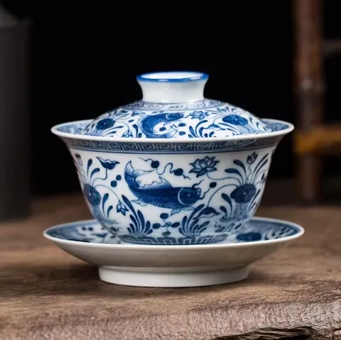 Vente en gros de bol à thé en céramique de porcelaine bleue et blanche sur mesure avec logo tasse à thé peinte à la main soucoupes à thé