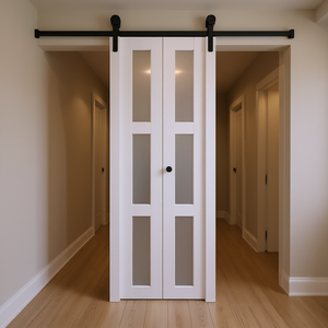 Porte de rangement intérieure pliante en bois massif blanc 24x80 pouces, style grange, avec verre dépoli - Product Image 3