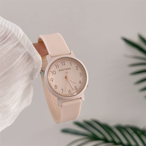 Reloj de Silicona para Hombre/Estudiante, Estilo Minimalista, Elegante y Atractivo, Estética Fresca y Casual, Estilo Bosque - Product Image 5