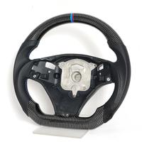 Volant en fibre de carbone véritable pour BMW Série E 1 3 Série X1 X5 X6 E70 E71 E84 E87 E90 Style sport racing Remplacement