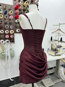 Bettergirl 2025 autunno <span class=keywords><strong>inverno</strong></span> nuovo abito da festa Sexy plissettato <span class=keywords><strong>senza</strong></span> <span class=keywords><strong>maniche</strong></span> stringente - Product Image 3