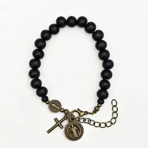 Personalizado preto grânulos rosário pulseira com medalha de São Bento e crucifixo