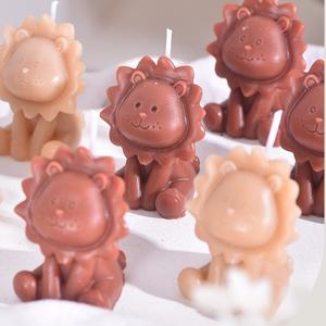 Vela de Osito de Peluche de Dibujos Animados Hecha a Mano para Decoración del Hogar, Velas Aromáticas de Animales Lindos al por Mayor para Regalos de Baby Shower, Fiestas de Cumpleaños - Product Image 4