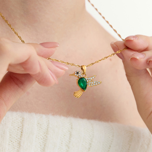 <span class=keywords><strong>Collar</strong></span> con Colgante de Colibrí con Circón Verde de J&D Jewelry para Mujer con Cadena Helicoidal de Acero Inoxidable y <span class=keywords><strong>Collar</strong></span> de Animal - Product Image 4