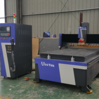 Routeur CNC automatique Machines de découpe laser à fibre Conception de routeur avec changeur d'outils automatique