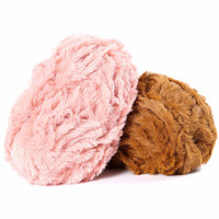 PD Vente en gros Fancy Chunky 100% Polyester Fluffy Soft Handmade Faux Fur Yarn