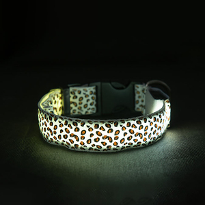 Linterna recargable Glow Light Up Led <span class=keywords><strong>Collar</strong></span> para mascotas Light Up Led <span class=keywords><strong>Collar</strong></span> para perro - Product Image 6