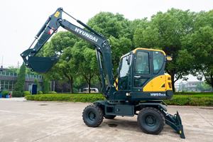 Excavadora de cadenas Hyundai HW60 Mini de 5.75 toneladas, fabricada en Corea del Sur, usada, con PLC, caja de cambios, bomba, motor, alta potencia de excavación, 1 año de garantía. - Product Image 2