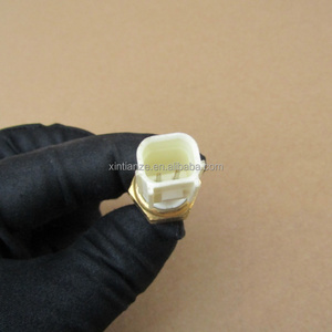 เซ็นเซอร์วัดอุณหภูมิน้ำเครื่องยนต์ RTA รหัสอะไหล่แท้: 37870-RTA-005 สำหรับรถยนต์ฮอนด้า แอคคอร์ด ซีอาร์วี ซีวิค - Product Image 3