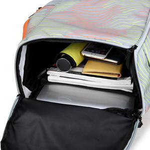 Échantillon gratuit Sac à dos de sport en nylon imperméable pour équipe de football junior, basketball et activités de plein air - Product Image 6