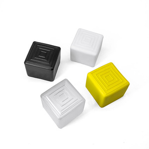 Embout de pied de meuble carré en plastique Xinglong 30x30mm, installation facile, design moderne - Product Image 3