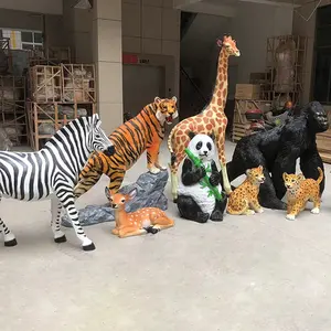 Harz-Safari-Kleinertier Kunststoffglasfaser/Dschungel-Themen riesige aufblasbare Giraffen-Tier/Lebensgröße realistische Tierschnitzerei