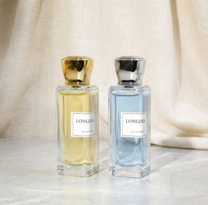 Botella de Perfume de Vidrio Transparente Vacía de Lujo, Diseño Cuadrado Plano Personalizado de Fábrica, 30ml 50ml 75ml 80ml - Product Image 2