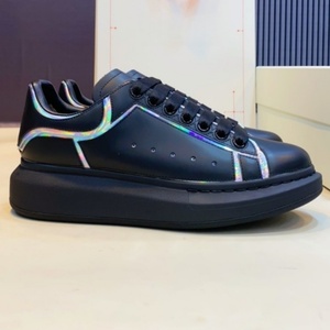 Chaussures de skate décontractées en cuir pour femmes, plates, personnalisées, noires, à lacets, tendance, et chaussures de sport Alexand pour hommes - Product Image 2