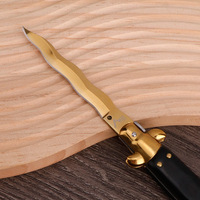 Cuchillo Plegable para Camping Spot Mafia Akc, Hoja de Acero Inoxidable con Borde Dentado, Mango de Resina con Punta Caída para Supervivencia
