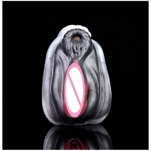 Nuevo Masturbador Masculino de Silicona Suave con Doble Canal, Moldeado en Forma de Vagina y Glúteos de Caballo, Copa de Estimulación Manual - Product Image 4