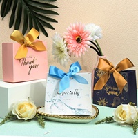Bon marché, emballage de boutique de marque célèbre pour bijoux de bonbons de mariage avec logo à conception personnalisée, sac en carton pour cadeau avec petite porte