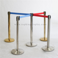 Barrière de contrôle des foules économique et fiable, barrière à sangle rétractable avec base de 320 mm et diamètre de poteau de 63 mm pour usage bancaire ou hospitalier