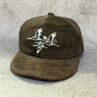 Topi Snapback 6 Panel Tanpa Struktur Bahan Corduroy 8 Wale Bordir Logo Burung Terbang Vintage Retro Sporty