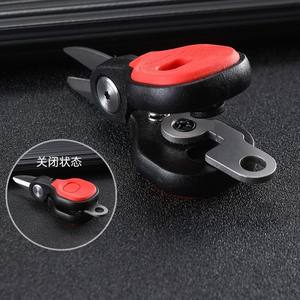 Petits ciseaux de pêche à la ligne en acier inoxydable bleu et rouge pour couper la ligne en carbone, le nylon et la plomb - Product Image 3