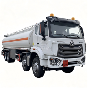 รถบรรทุกน้ำมันสแตนเลสแบบปลอดภัย ลดราคาพิเศษ ขนาด 20000L-35000L ยี่ห้อ Sinotruk สำหรับเติมน้ำมันประจำวันให้กับรถก่อสร้าง - Product Image 1