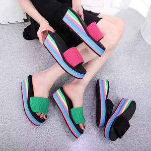 Arc-en-ciel compensé décontracté doux antidérapant extérieur femmes plate-forme sandales plage toboggan pantoufles - Product Image 4