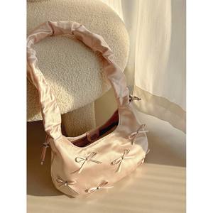 Sac à main pour femme de style coréen printemps 2025, sac nuage sous le bras haut de gamme avec nœud plissé et décoration en diamant, sac à bandoulière de niche - Product Image 3