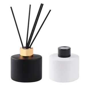 Round 100ml Matte Black and White Color Reed <strong>Diffuser</strong> Glass Bottle <strong>with</strong> Cap <strong>Sticks</strong> - Product Image 4