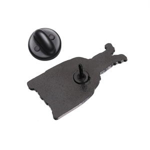 Donnie Darko <span class=keywords><strong>Frank</strong></span> el conejo esmalte Pin películas de terror de ciencia ficción conejo humanoide broche solapa insignia joyería regalo para amigos - Product Image 5