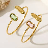 Bracelet ouvert en acier inoxydable électroplaqué, design minimaliste avec perles ovales polies, polyvalent et tendance