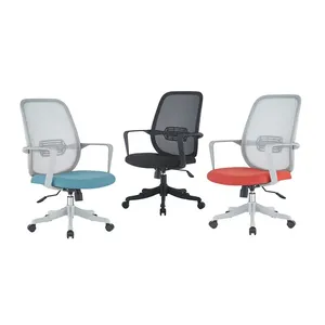 Chaise de bureau ergonomique en maille avec base en nylon et roulettes pour utilisation au bureau d'ordinateur - Product Image 3
