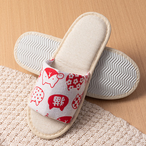 Pantuflas Personalizadas de Lino con Estampado Multicolor para Interiores, Pantuflas Desechables para Spa, Viajes, <span class=keywords><strong>Hotel</strong></span> e Invitados - Product Image 3