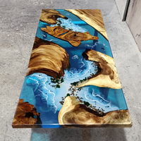 Table de salle à manger moderne au design unique, plateau en bois de noyer massif avec résine époxy, design cascade, style rivière
