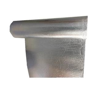 Réflecteur en feuille d'<span class=keywords><strong>aluminium</strong></span> <span class=keywords><strong>derrière</strong></span> un <span class=keywords><strong>radiateur</strong></span> à eau chaude - Product Image 2
