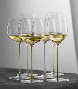 Verres <span class=keywords><strong>à</strong></span> vin <span class=keywords><strong>bordeaux</strong></span> <span class=keywords><strong>bordeaux</strong></span> originaux de luxe fabriqués <span class=keywords><strong>à</strong></span> la main - Product Image 1