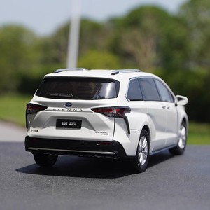 <span class=keywords><strong>1</strong></span>:<span class=keywords><strong>18</strong></span> per auto in lega MPV SIENNA, - Product Image 3