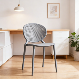 <span class=keywords><strong>Chaise</strong></span> de salle à manger en plastique moulé d'une seule pièce de style nordique avec dossier perforé rond, légère et imperméable, pour la maison et les cafés - Product Image 1