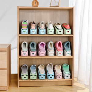 Portascarpe pieghevole in plastica per riporre le <span class=keywords><strong>scarpe</strong></span> portaoggetti <span class=keywords><strong>salvaspazio</strong></span> con facile accesso per la gestione della stanza - Product Image 6