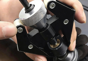 Outil de réparation automobile <span class=keywords><strong>pour</strong></span> le retrait et l'extraction des bras d'<span class=keywords><strong>essuie</strong></span>-<span class=keywords><strong>glace</strong></span> et des bornes de batterie - Product Image 4