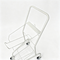 Chariot de courses empilable de style japonais, chariot à main en fil métallique peu encombrant pour les détaillants d'épicerie