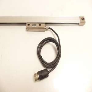 LC 483 / 10nm 長尺スケール ML 770mm SN: 28 462 659 <span class=keywords><strong>P</strong></span> リーディングヘッド付き - Product Image 1