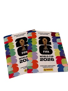 Álbum de pegatinas de fútbol 2026: Caja de colección exclusiva naranja paralela oficial para coleccionar pegatinas de intercambio - Product Image 1