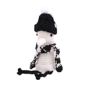 Muñeco de pato de ganchillo hecho a mano, popular transfronterizo, con nariz larga, colgante de llavero de hilo tejido a mano. - Product Image 2