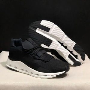 Sepatu Lari Desainer Tren Mode Musim Panas/Dingin/Musim Semi untuk <span class=keywords><strong>Unisex</strong></span> Ringan Bantalan Empuk Bernapas Rebound Warna Solid - Product Image 1