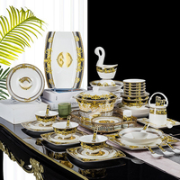 Bone China Geschirrset 60-teilig Hochzeits-Teller Minimalistischer Luxus-Stil Maßgefertigter Karton Ofen-/Spülmaschinen-/Mikrowellenfestes Besteck-Set