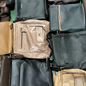 Bolsos cruzados de cuero usados para <span class=keywords><strong>hombre</strong></span> al por mayor, bolsos de <span class=keywords><strong>segunda</strong></span> <span class=keywords><strong>mano</strong></span> en fardos - Product Image 3