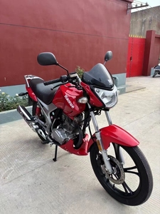 <span class=keywords><strong>Haojue</strong></span> <span class=keywords><strong>150</strong></span> Premium - Motocicleta Deportiva Urbana Confiable, Eficiente en Combustible y Personalizable - Product Image 5