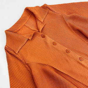 2024 Miyakeปลา-<span class=keywords><strong>Scale</strong></span>จีบไม่สม่ําเสมอแขนยาวหลวม 2 ชิ้นคอPolo Classyสีทึบสไตล์ฤดูร้อนผู้หญิงชุด - Product Image 5